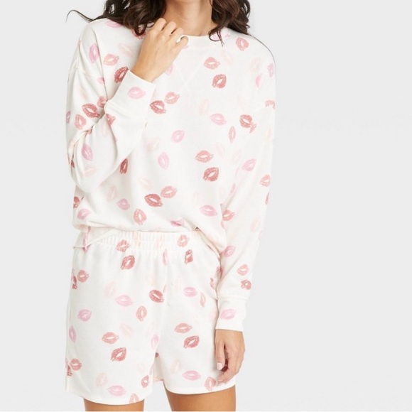 Grayson/threads sleepwear size L kisses 💋 print - Picture 4 of 5